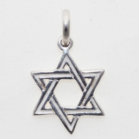 Dije Estrella de David Plata 925 – Magia y Elegancia en Joyería